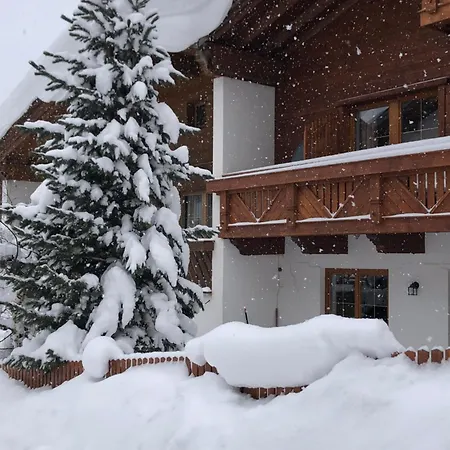 Haus Erika Зёльден